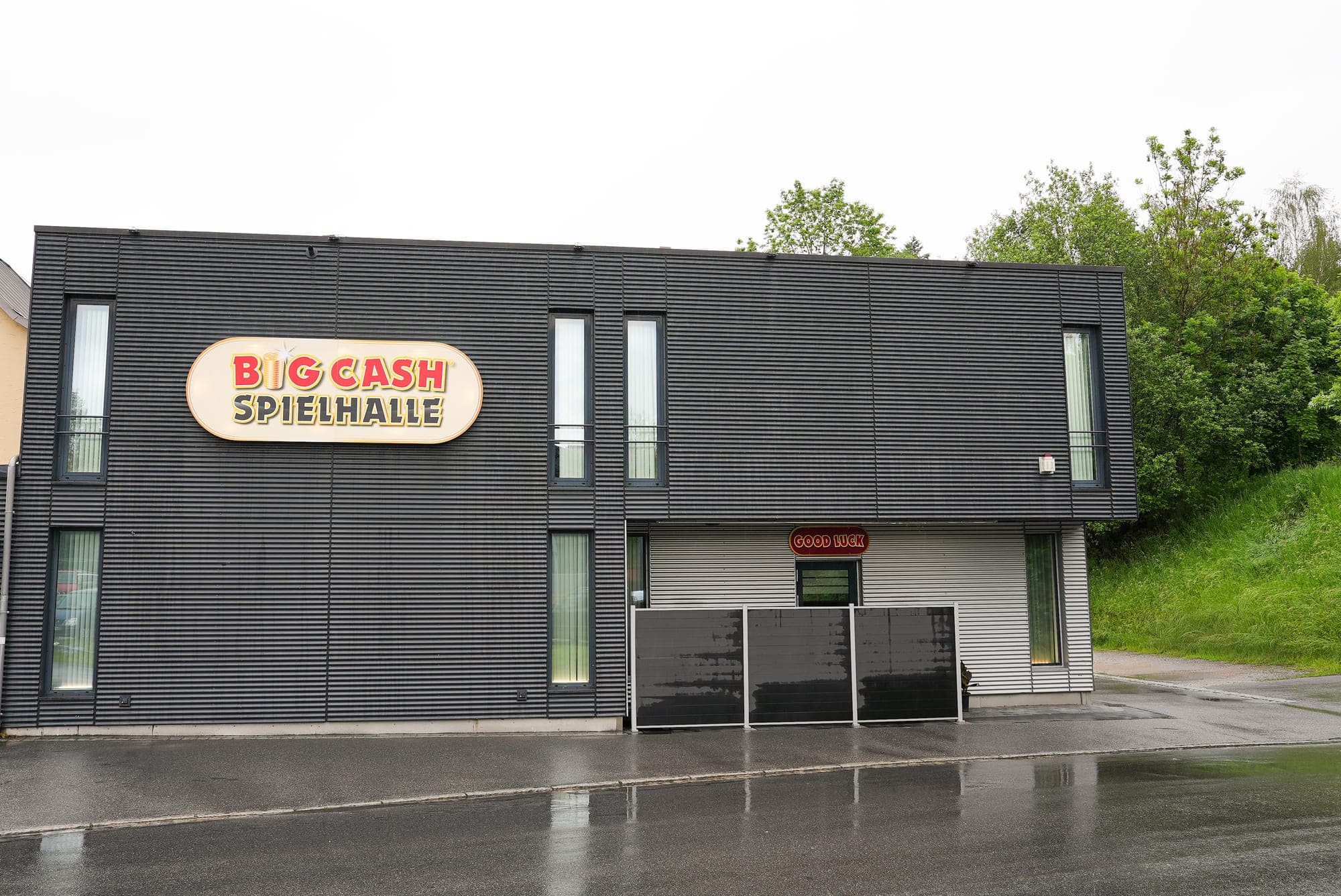 Impression aus der BIG CASH Spielhalle Regen